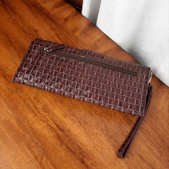 Brown Crocodile Wallet with Silver Buckle - Picture 3 of 9